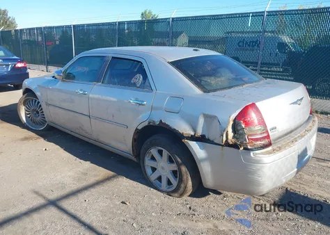 2007 Chrysler 300C из США, поврежденный, VIN 2C3KK63H27H758973